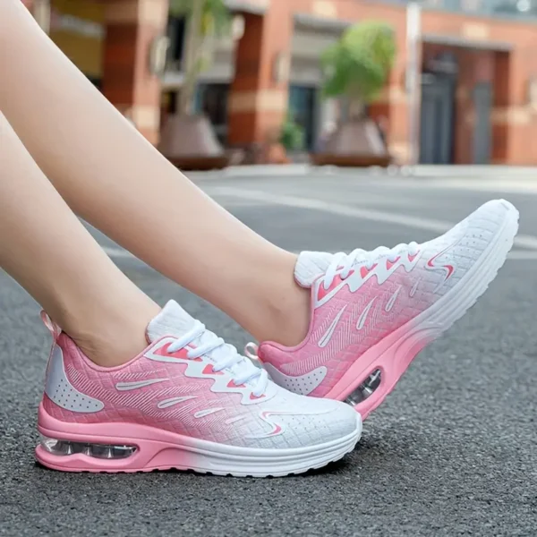ef36d3ec31793e1fcbc951dfab1bcfc0.webp Women’s Plus Size Mesh Sneakers